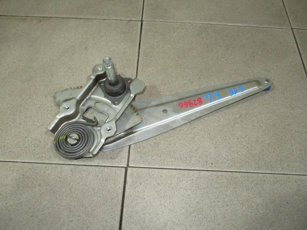 Стеклоподъемник механический задний левый, 550 рублей, Пермь