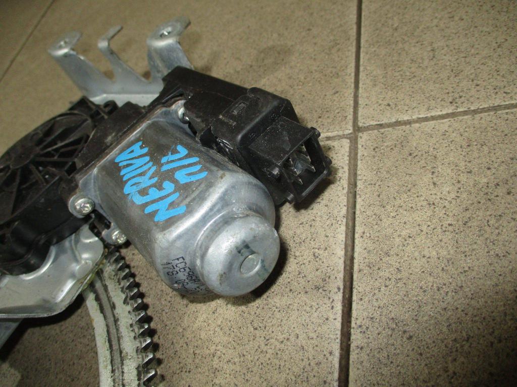 Стеклоподъемник передний левый, 2500 рублей, Пермь