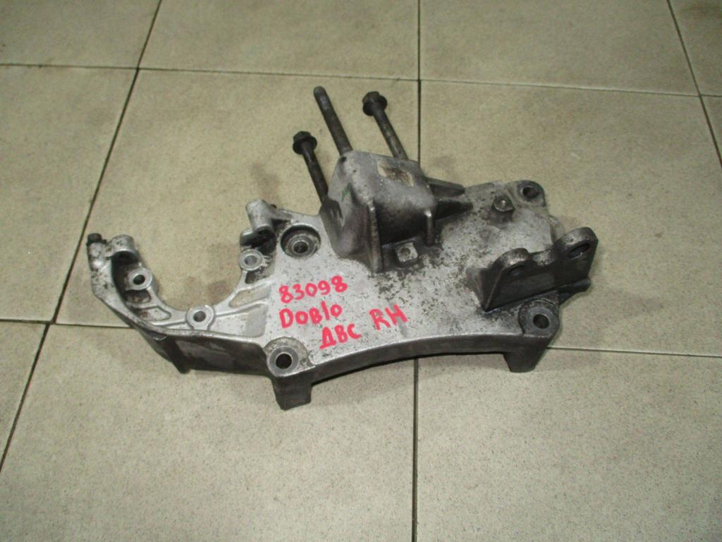 Кронштейн двигателя правый, 1500 рублей, Пермь