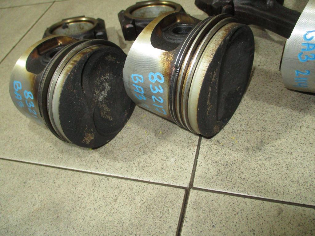 Поршень с шатуном, 5000 рублей, Пермь