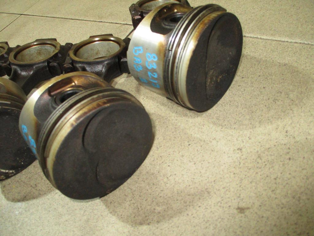 Поршень с шатуном, 5000 рублей, Пермь