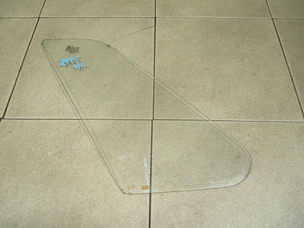 Стекло кузовное глухое левое, 500 рублей, Пермь