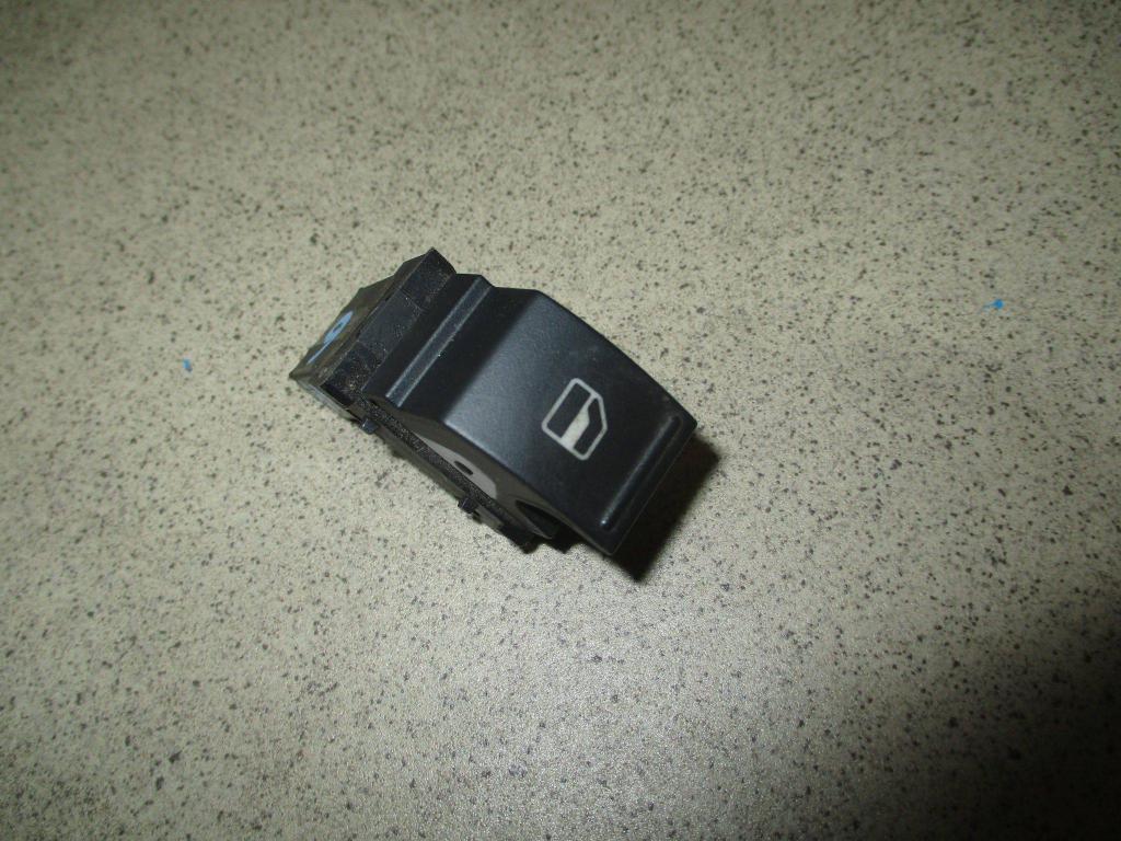 Кнопка стеклоподъемника, 500 рублей, Пермь