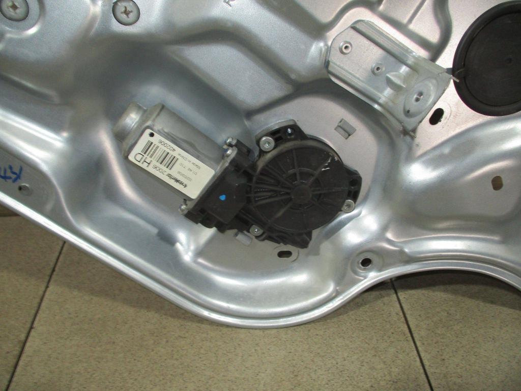 Стеклоподъемник задний правый, 1000 рублей, Пермь