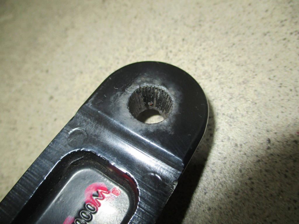 Поводок стеклоочистителя передний правый, 1000 рублей, Пермь