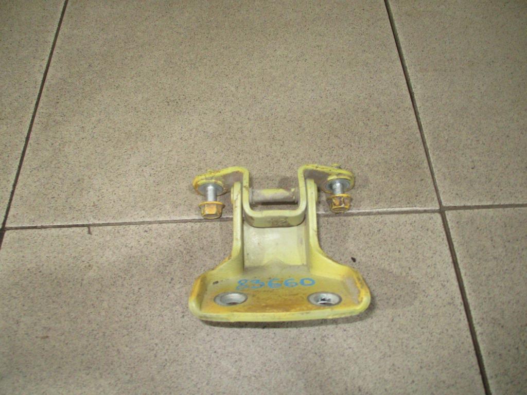 Петля двери передней, 550 рублей, Пермь