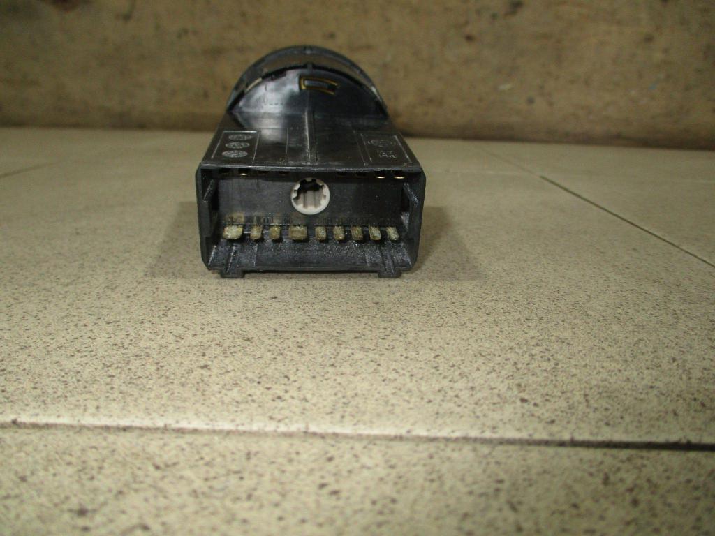 Переключатель света фар, 1000 рублей, Пермь