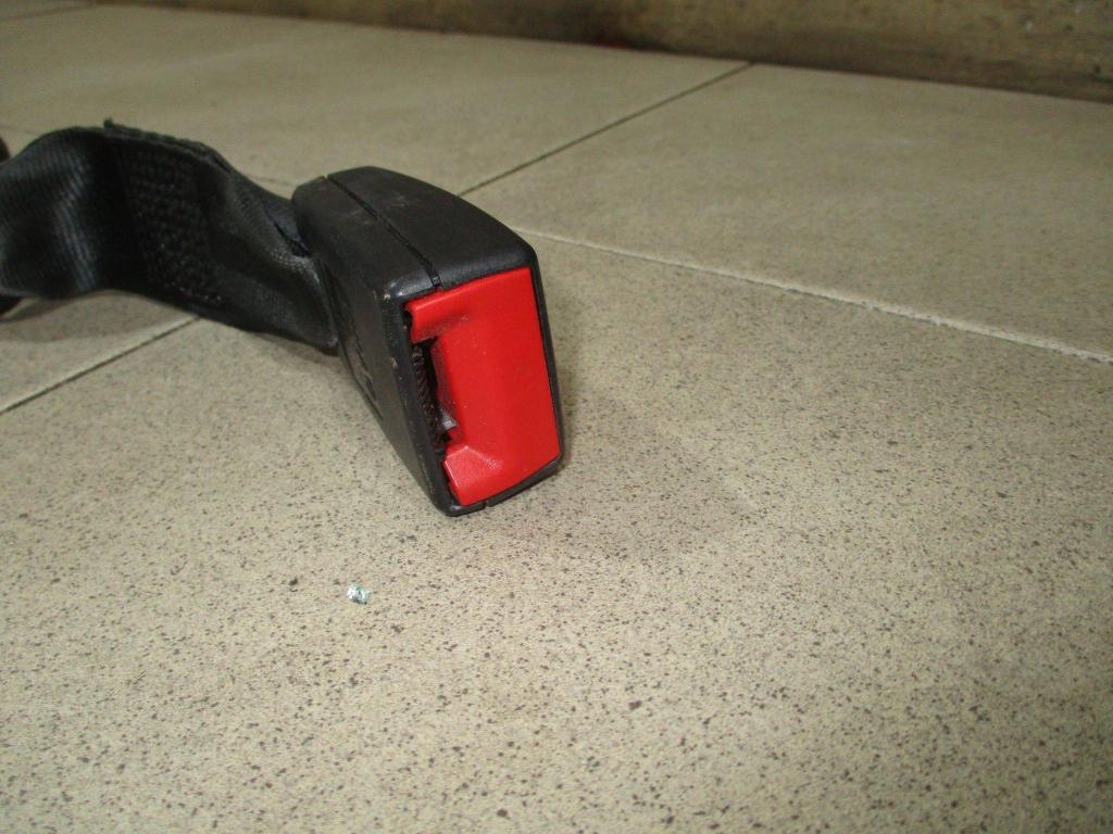 Ответная часть ремня безопасности, 550 рублей, Пермь