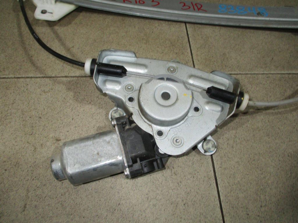 Стеклоподъемник задний правый, 2100 рублей, Пермь