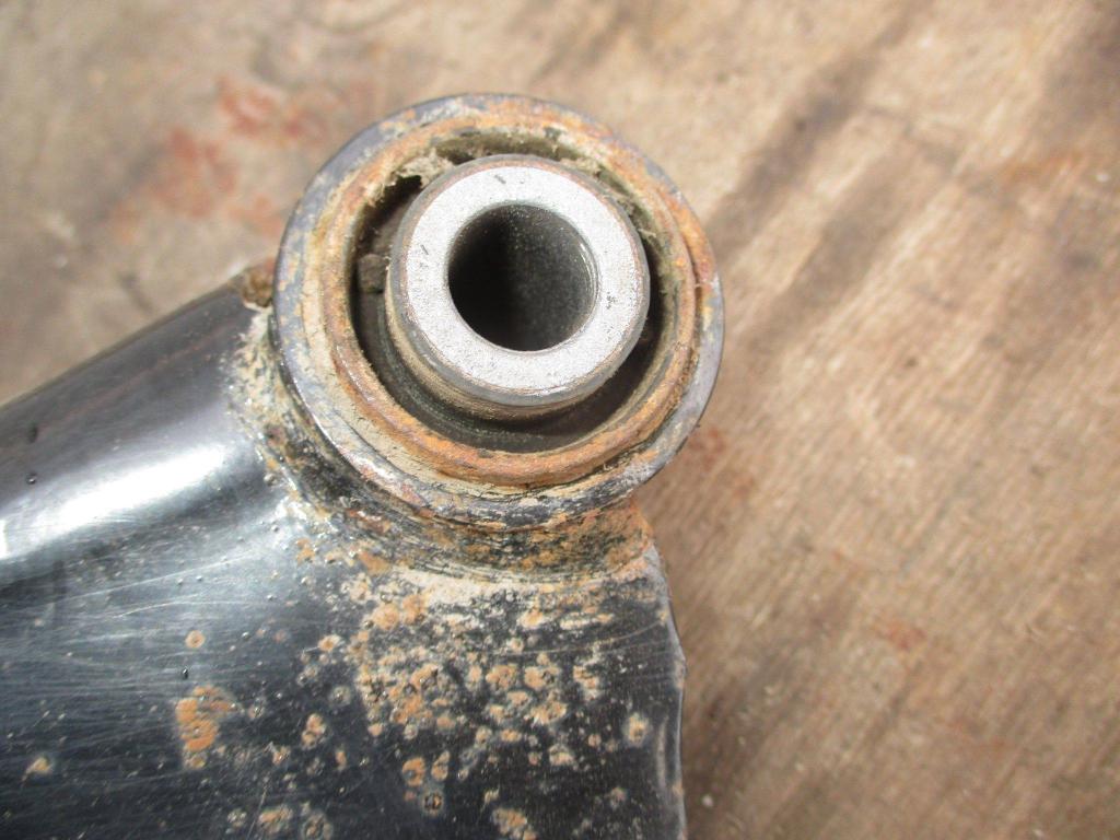 Рычаг задний нижний левый, 2000 рублей, Пермь