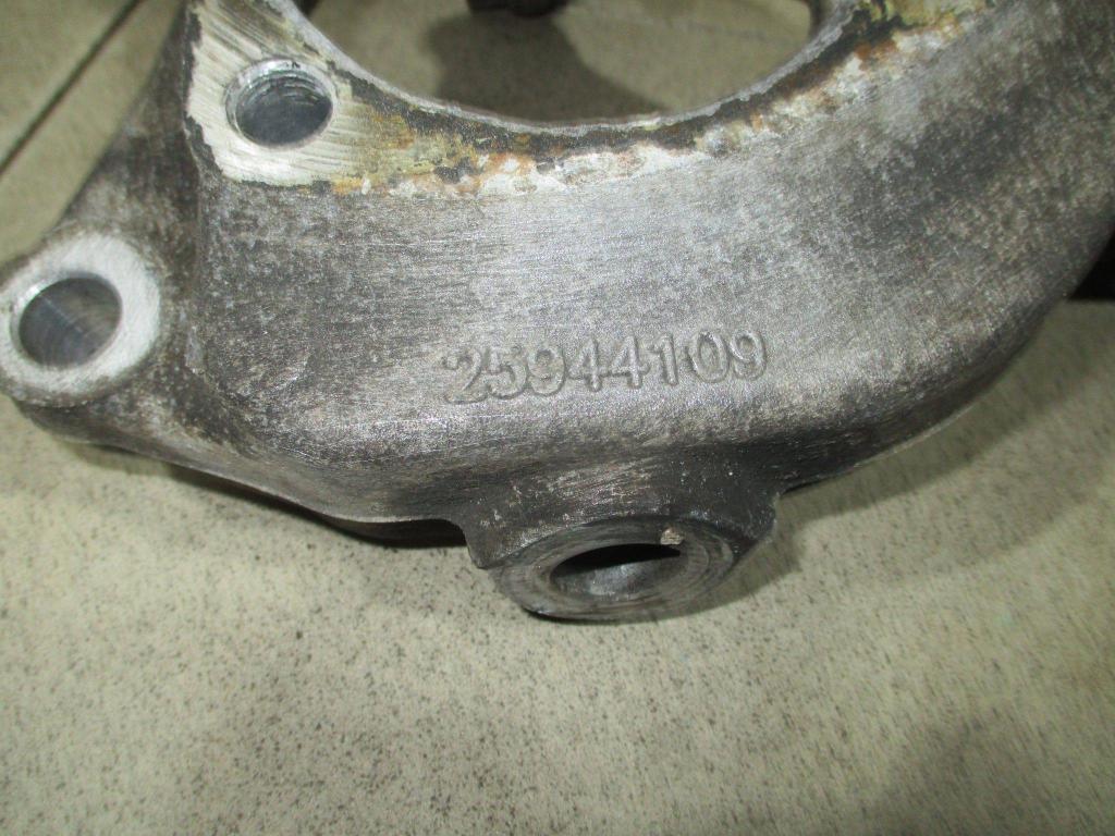 Кулак поворотный передний левый, 3000 рублей, Пермь