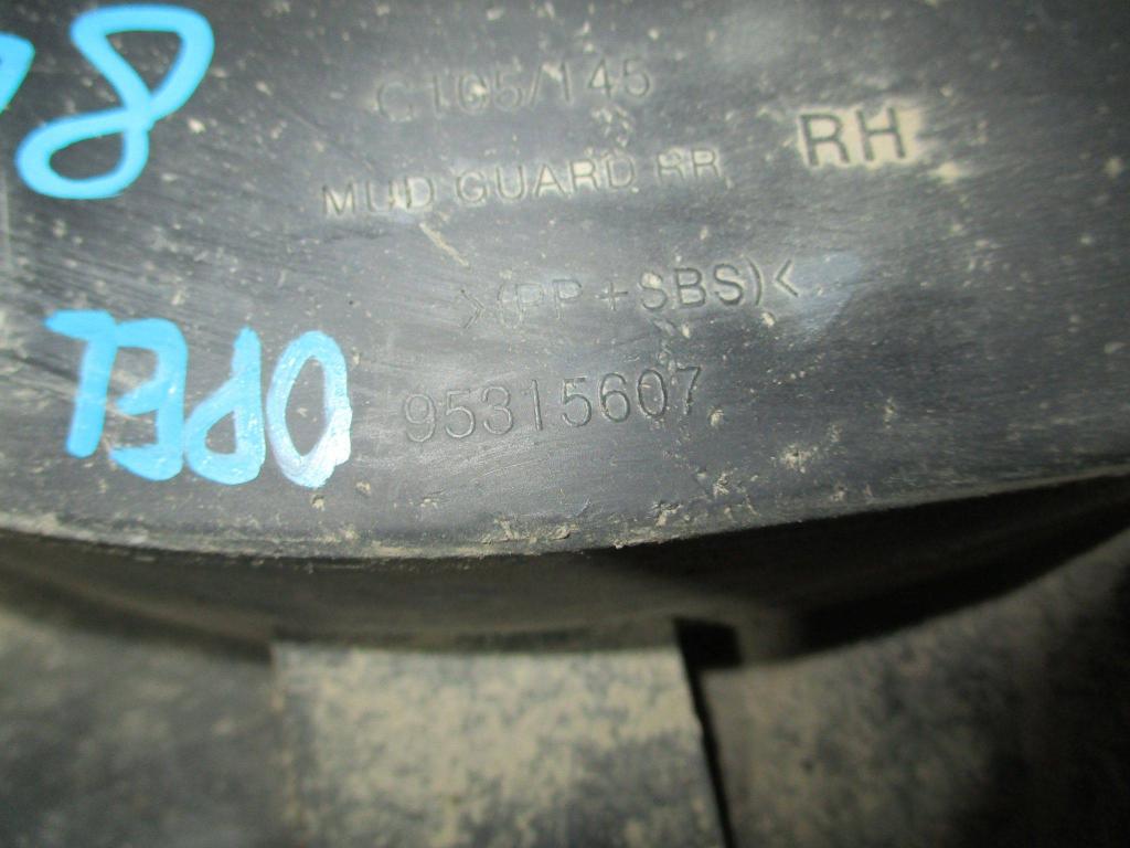 Брызговик задний правый, 1000 рублей, Пермь