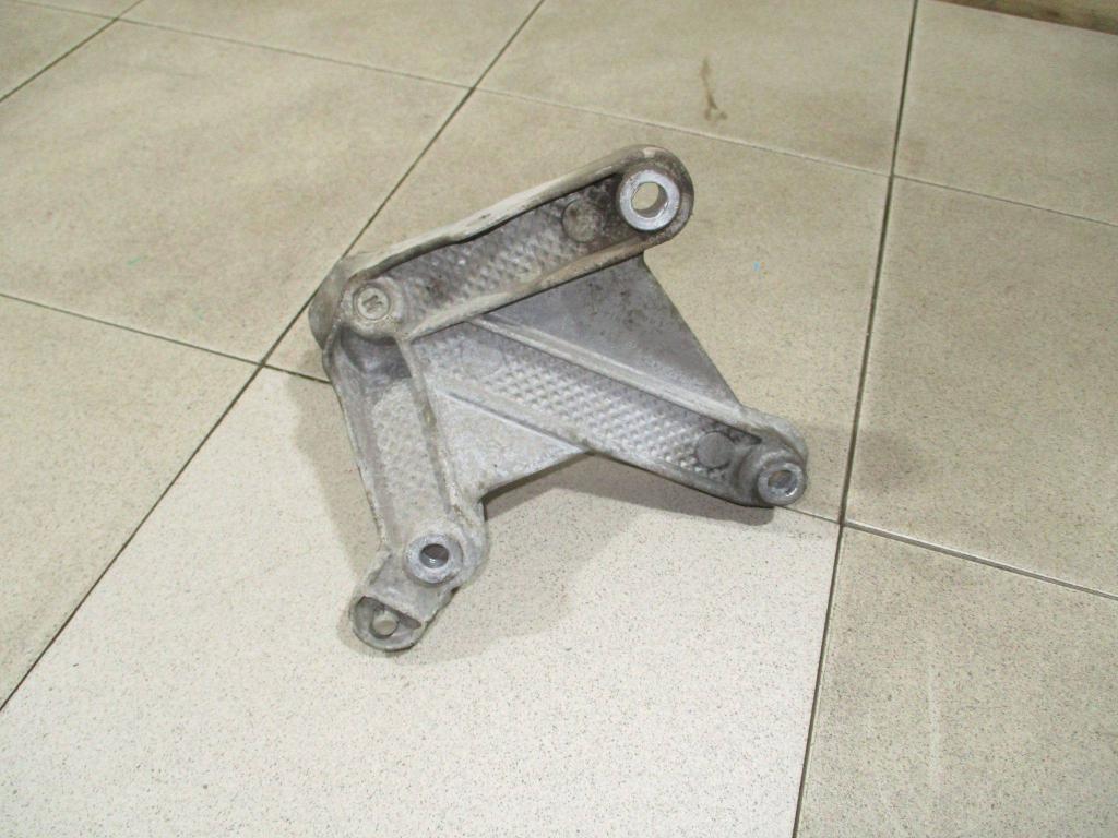 Кронштейн КПП левый, 3000 рублей, Пермь