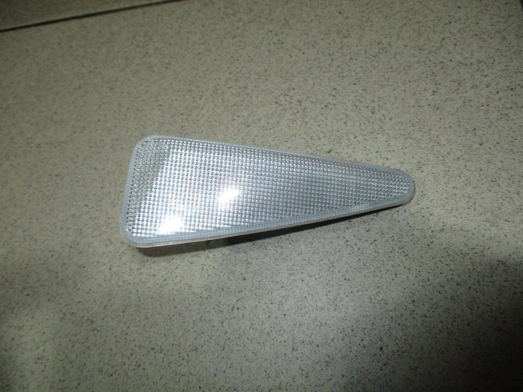 Повторитель на крыло правый, 500 рублей, Пермь