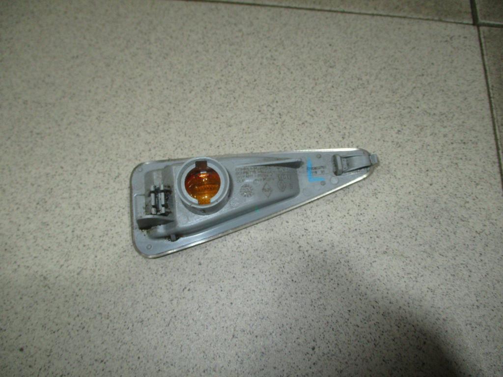 Повторитель на крыло левый, 500 рублей, Пермь