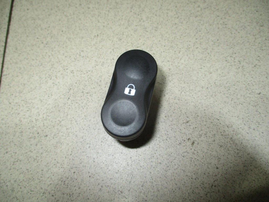 Кнопка центрального замка, 500 рублей, Пермь