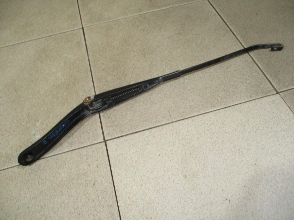 Поводок стеклоочистителя передний правый, 500 рублей, Пермь