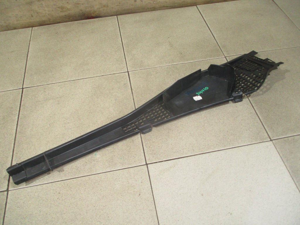 Решетка стеклоочистителя, 500 рублей, Пермь