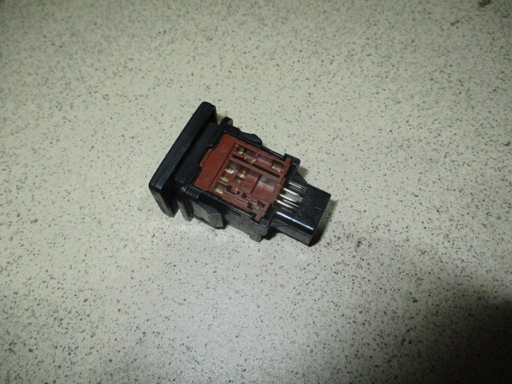 Кнопка омывателя фар, 500 рублей, Пермь