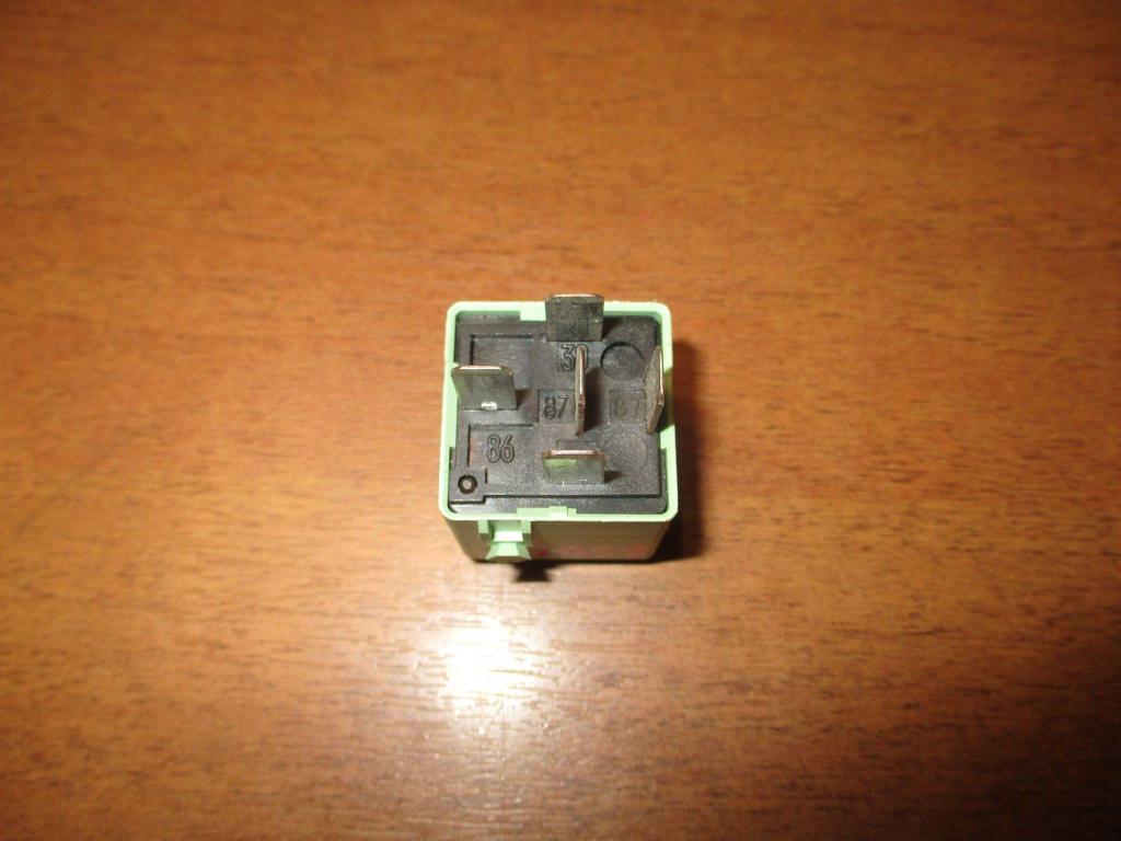 Реле топливного насоса, 500 рублей, Пермь