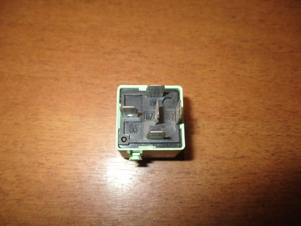 Реле топливного насоса, 500 рублей, Пермь