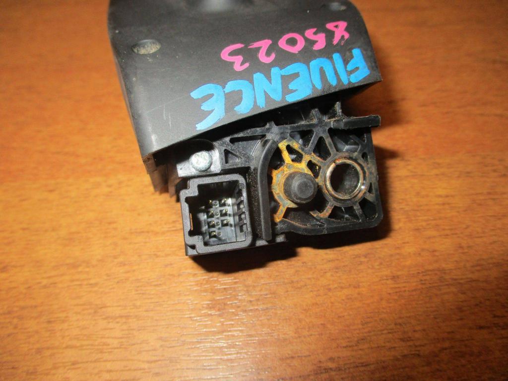 Переключатель подрулевой управления магнитолой, 700 рублей, Пермь