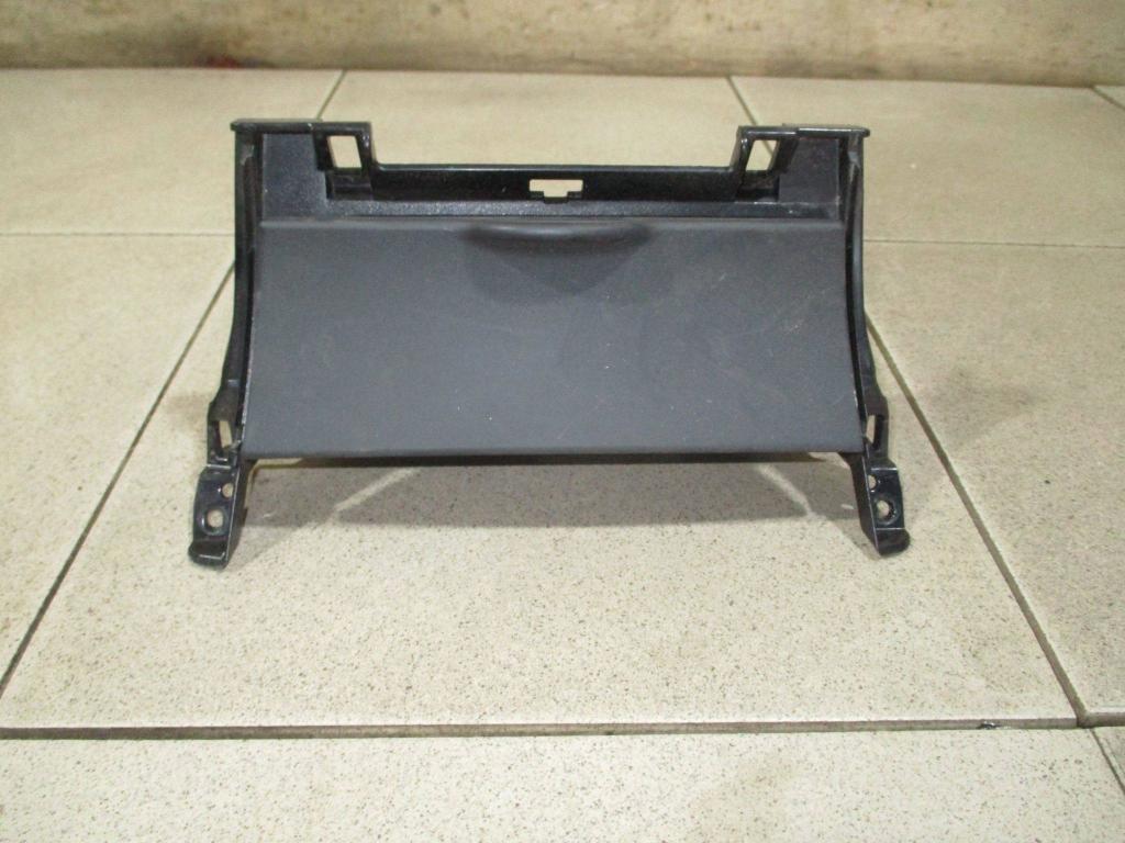 Пепельница передняя, 1000 рублей, Пермь