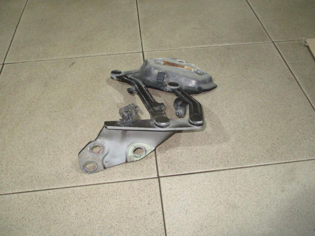 Петля капота правая, 500 рублей, Пермь