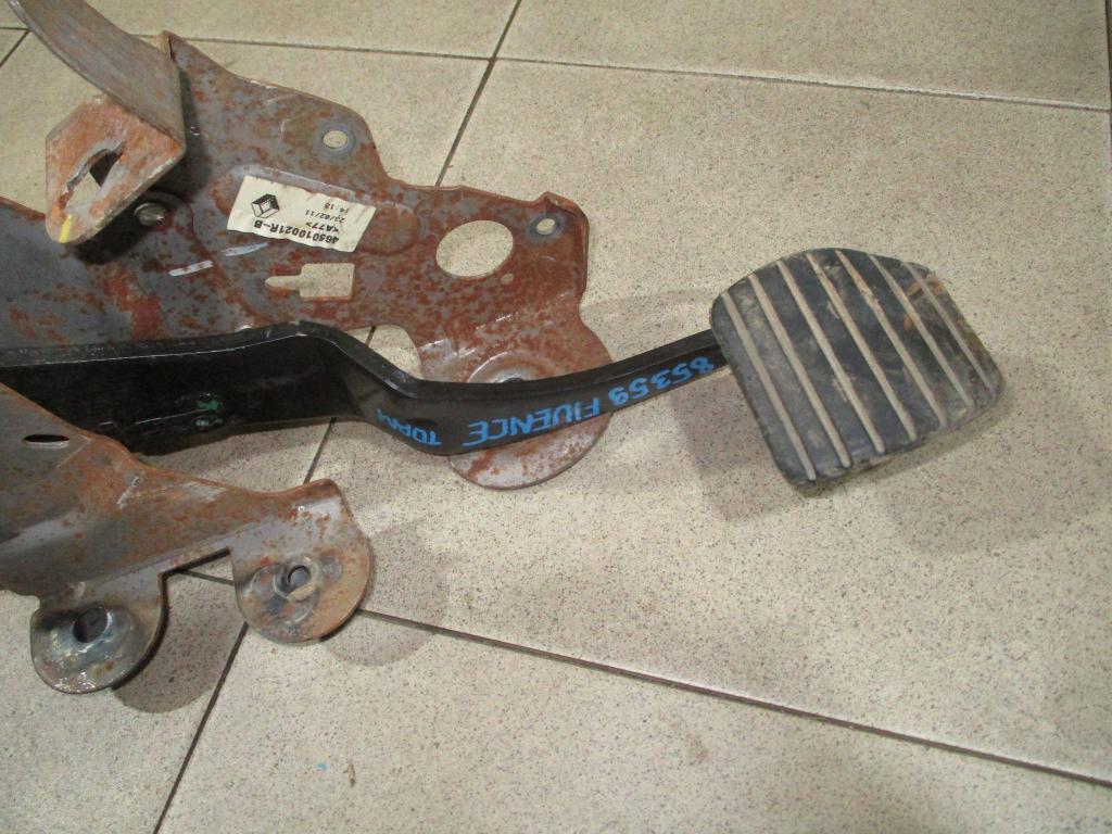 Педаль тормоза, 500 рублей, Пермь