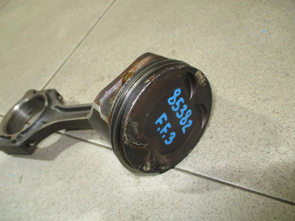 Поршень с шатуном, 2600 рублей, Пермь