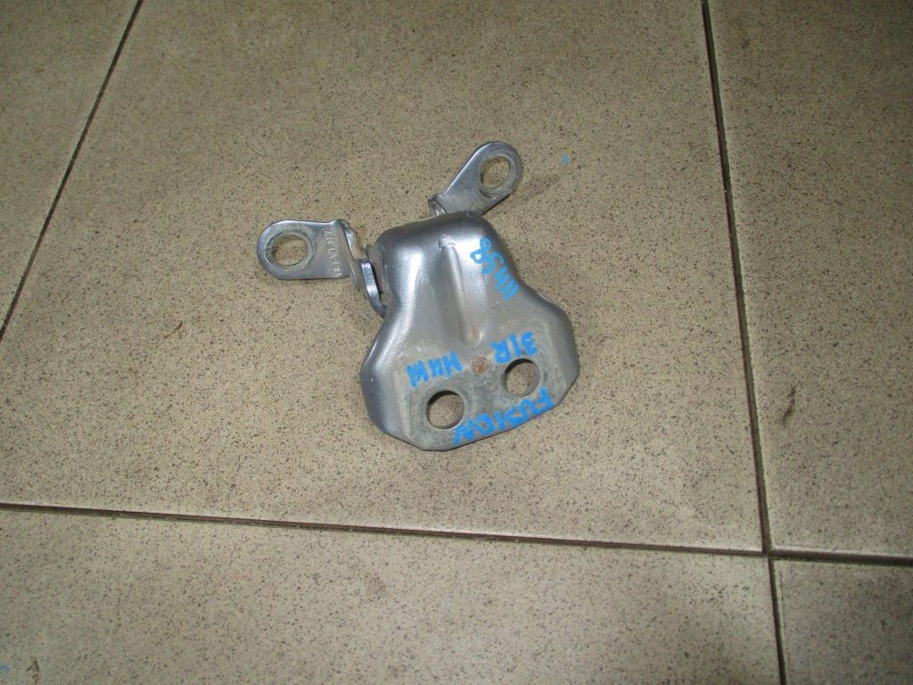 Петля двери задней правой нижняя, 500 рублей, Пермь