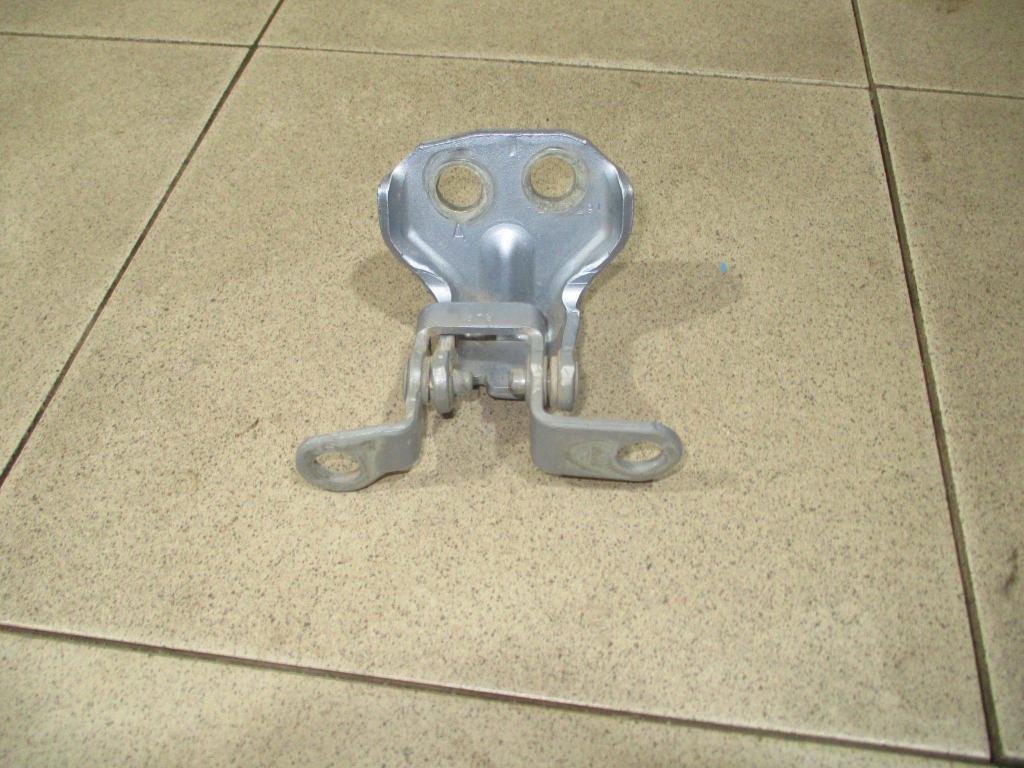 Петля двери задней правой верхняя, 500 рублей, Пермь