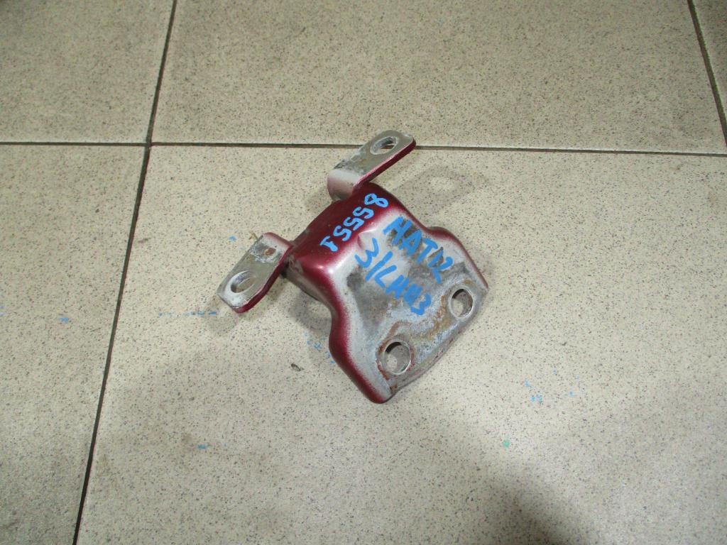 Петля двери задней левой нижняя, 500 рублей, Пермь