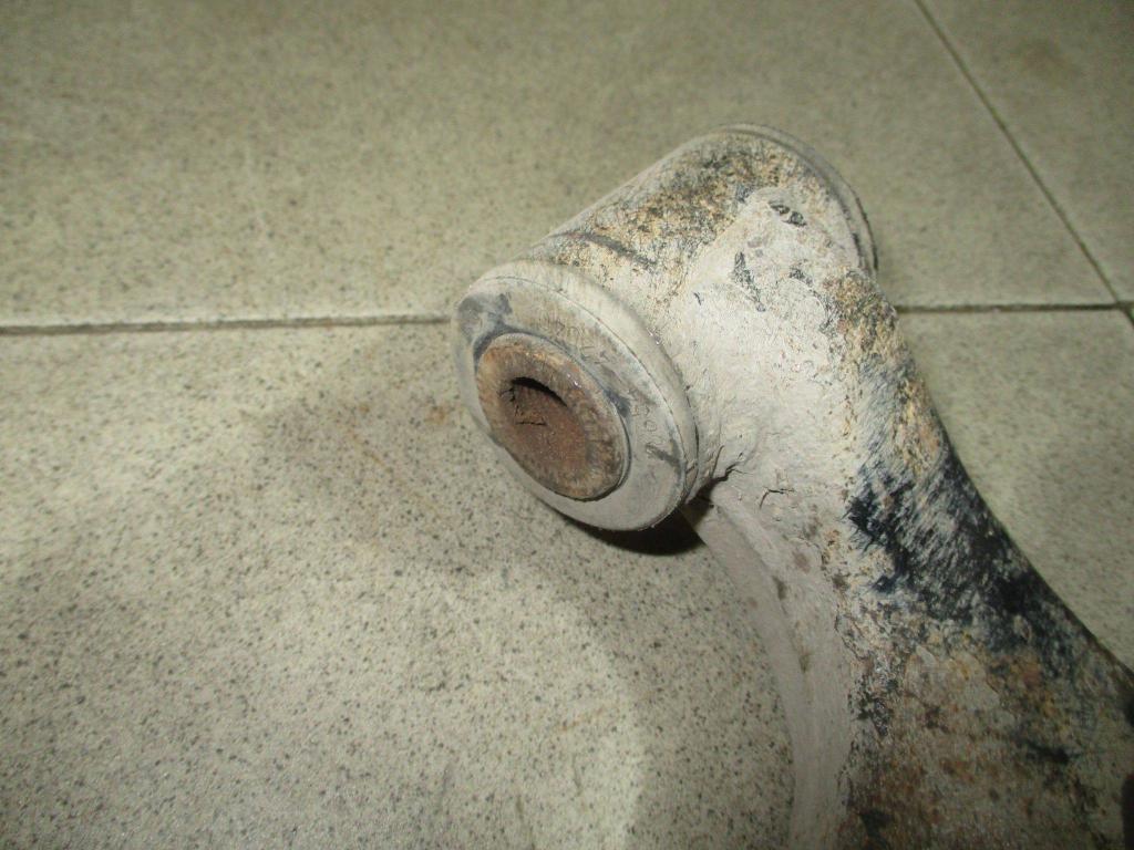 Рычаг передний правый, 2000 рублей, Пермь