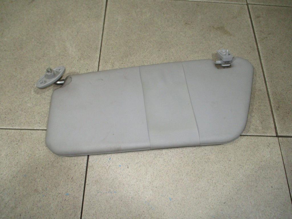 Козырек солнцезащитный левый, 500 рублей, Пермь