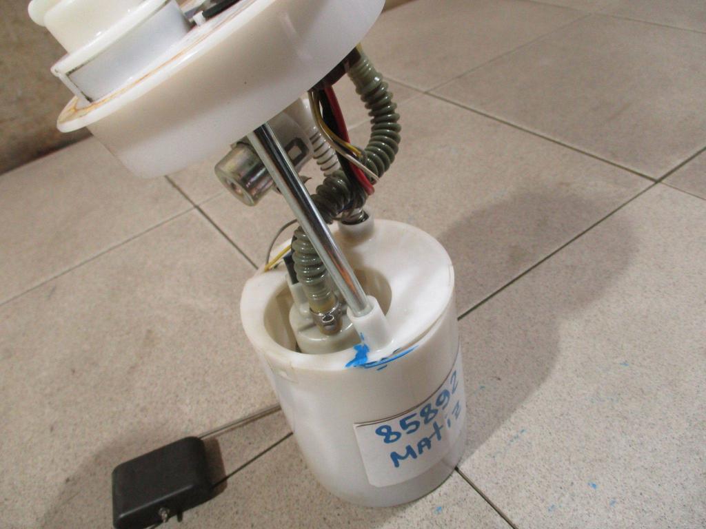 Насос топливный, 1000 рублей, Пермь