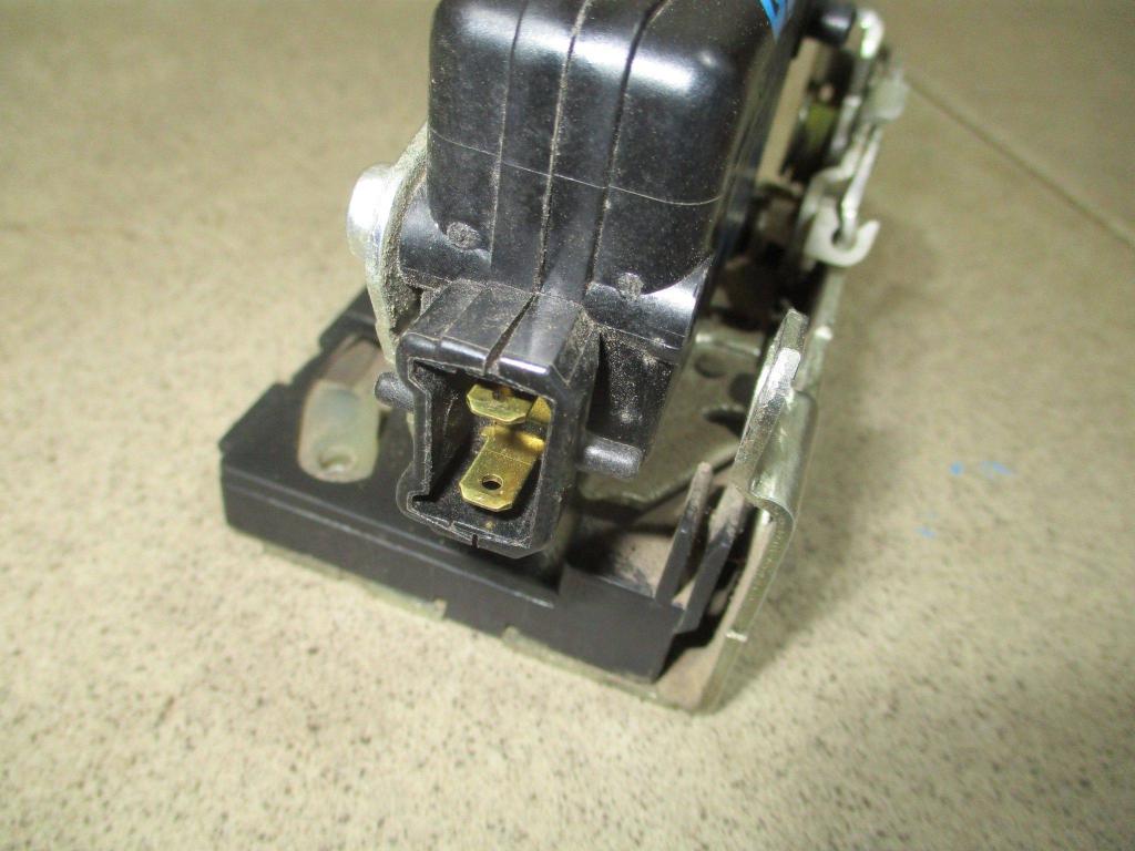 Замок двери передней правой, 1000 рублей, Пермь