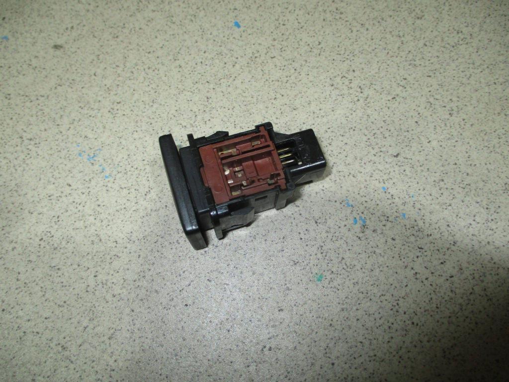 Кнопка омывателя фар, 500 рублей, Пермь