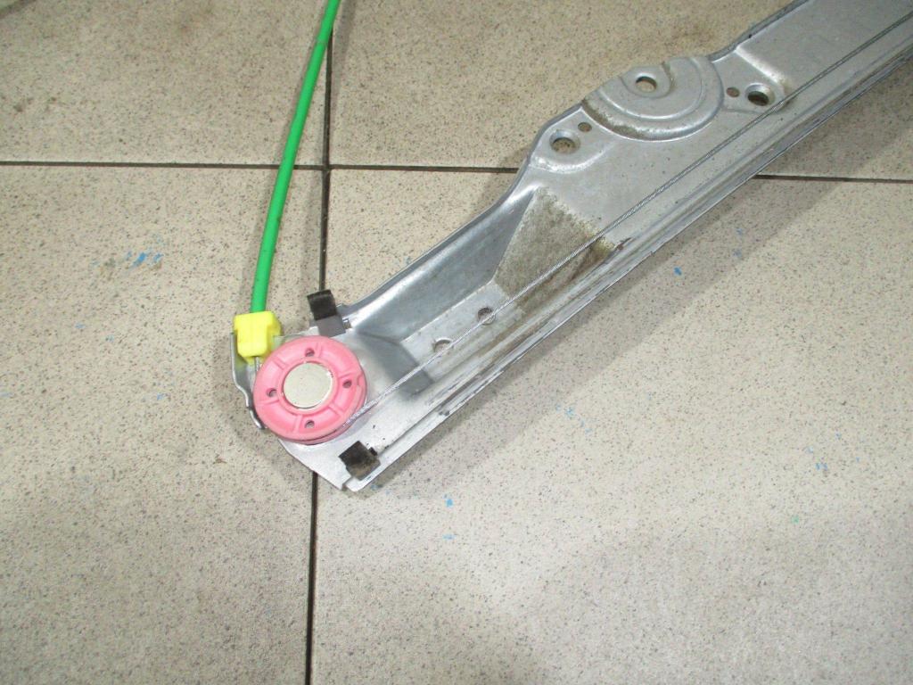 Стеклоподъемник механический передний правый, 1000 рублей, Пермь