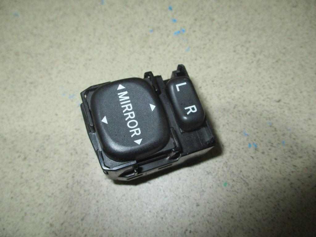 Переключатель регулировки зеркала, 500 рублей, Пермь