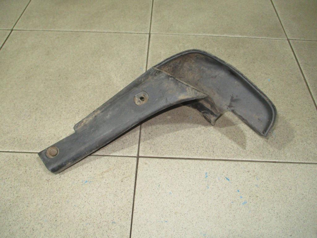 Брызговик передний левый, 1000 рублей, Пермь