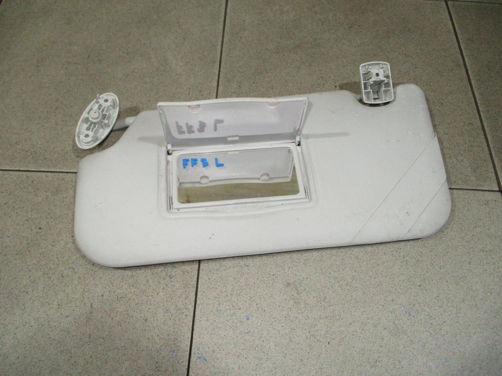 Козырек солнцезащитный левый, 1000 рублей, Пермь