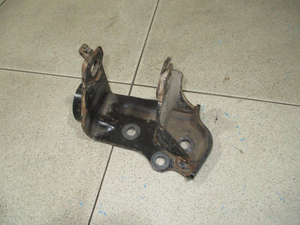 Кронштейн КПП левый, 500 рублей, Пермь