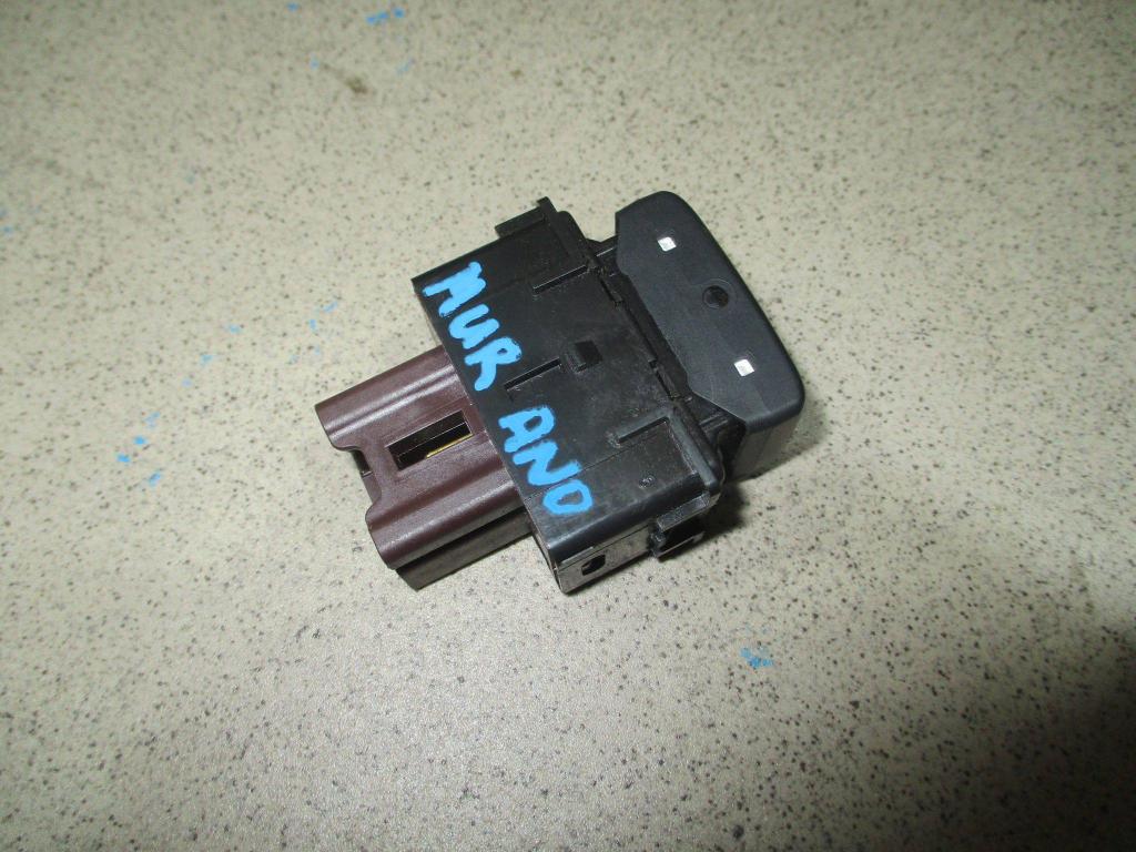 Кнопка обогрева сидений, 500 рублей, Пермь