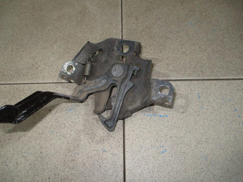 Замок капота, 1600 рублей, Пермь