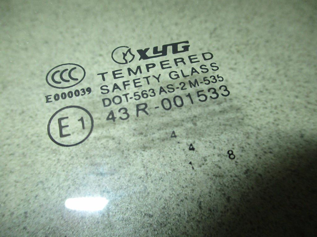 Стекло двери передней правой, 1500 рублей, Пермь