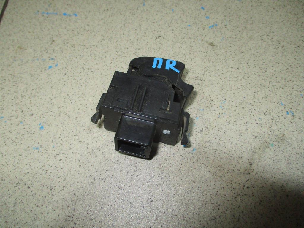 Кнопка стеклоподъемника, 500 рублей, Пермь