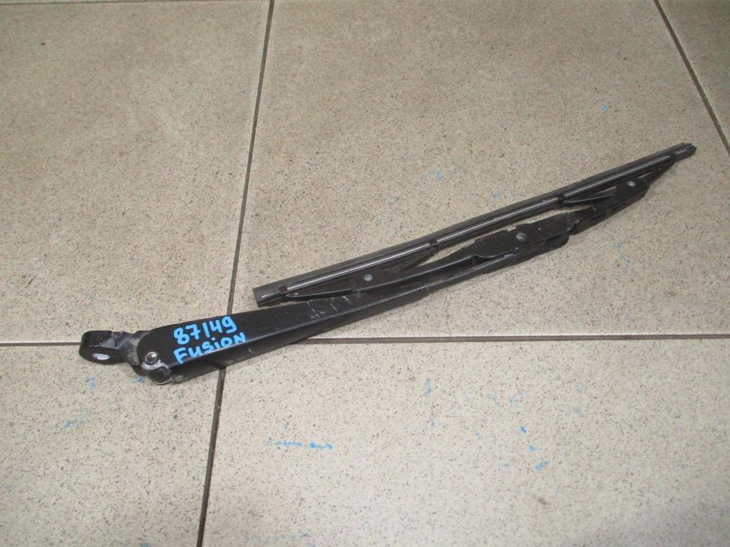 Поводок стеклоочистителя заднего, 550 рублей, Пермь