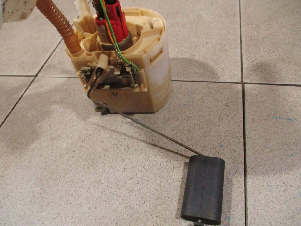 Насос топливный, 1500 рублей, Пермь