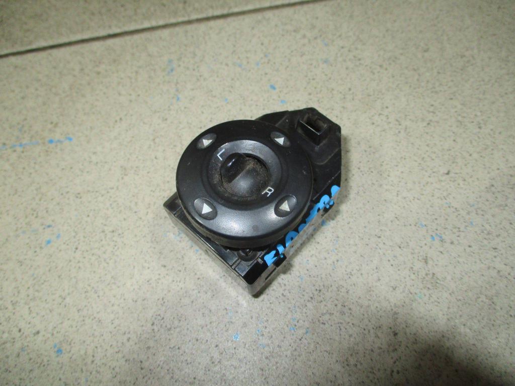 Переключатель регулировки зеркала, 800 рублей, Пермь